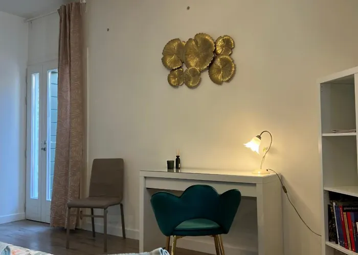 Ca' Rioba - Patio Privato E Vista Canale A Cannaregio Wenecja