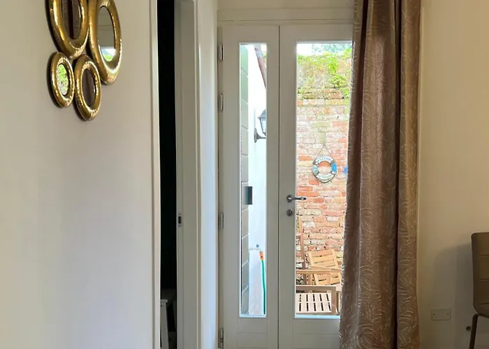 Ca' Rioba - Patio Privato E Vista Canale A Cannaregio