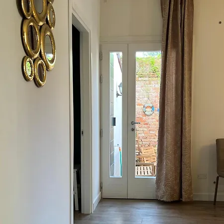 Ca' Rioba - Patio Privato E Vista Canale A Cannaregio